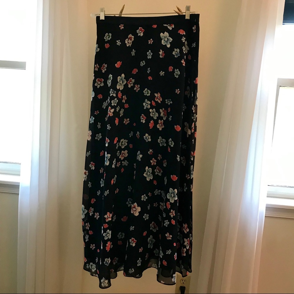 Maxi skirt